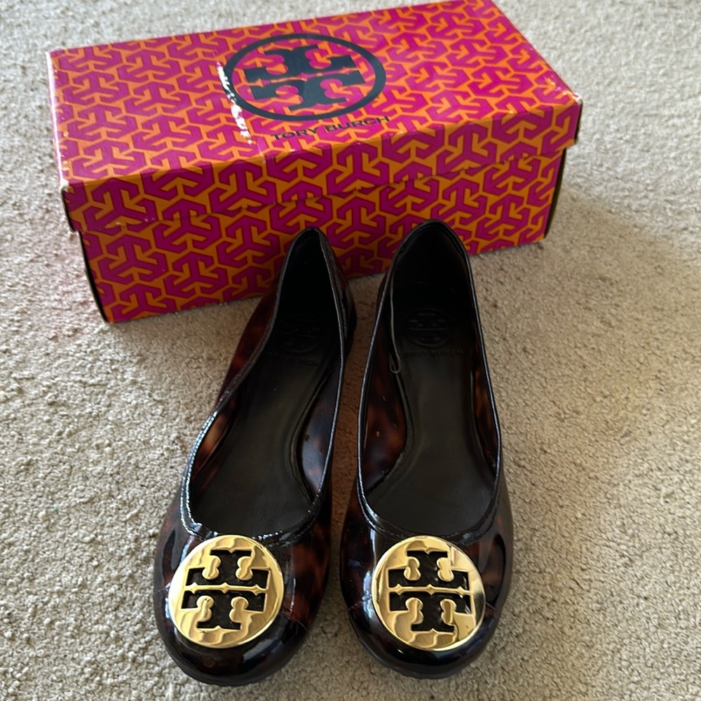 Tory Burch Reva flat